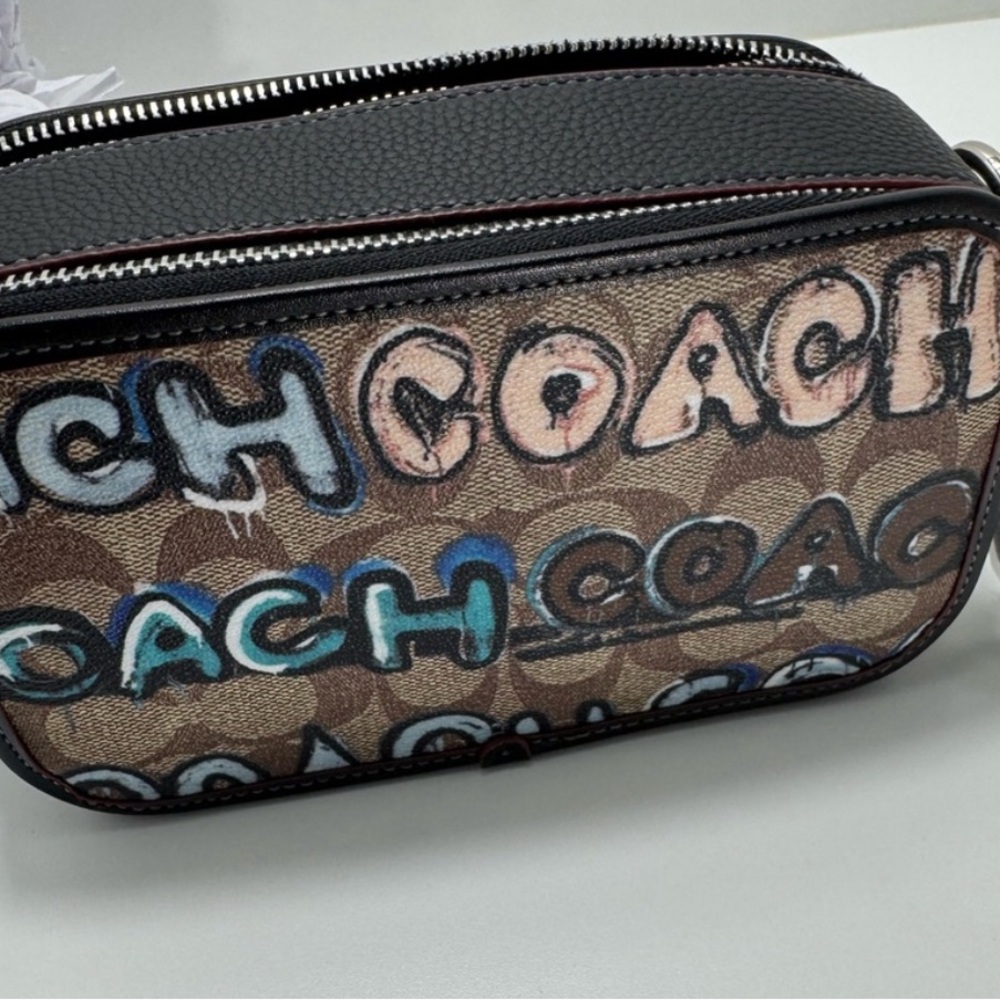 COACH X Super RARE Mint N Serf Wyatt Crossbody Bag in Signature Graffiti Pattern - Picture 3 of 10